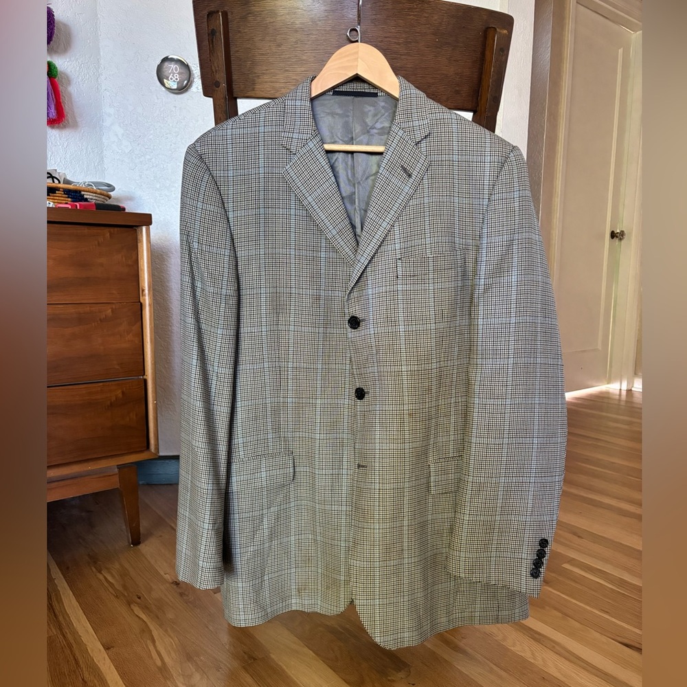 Burberry Wool/Silk Sportcoat in Houndstooth window-pane pattern 44L